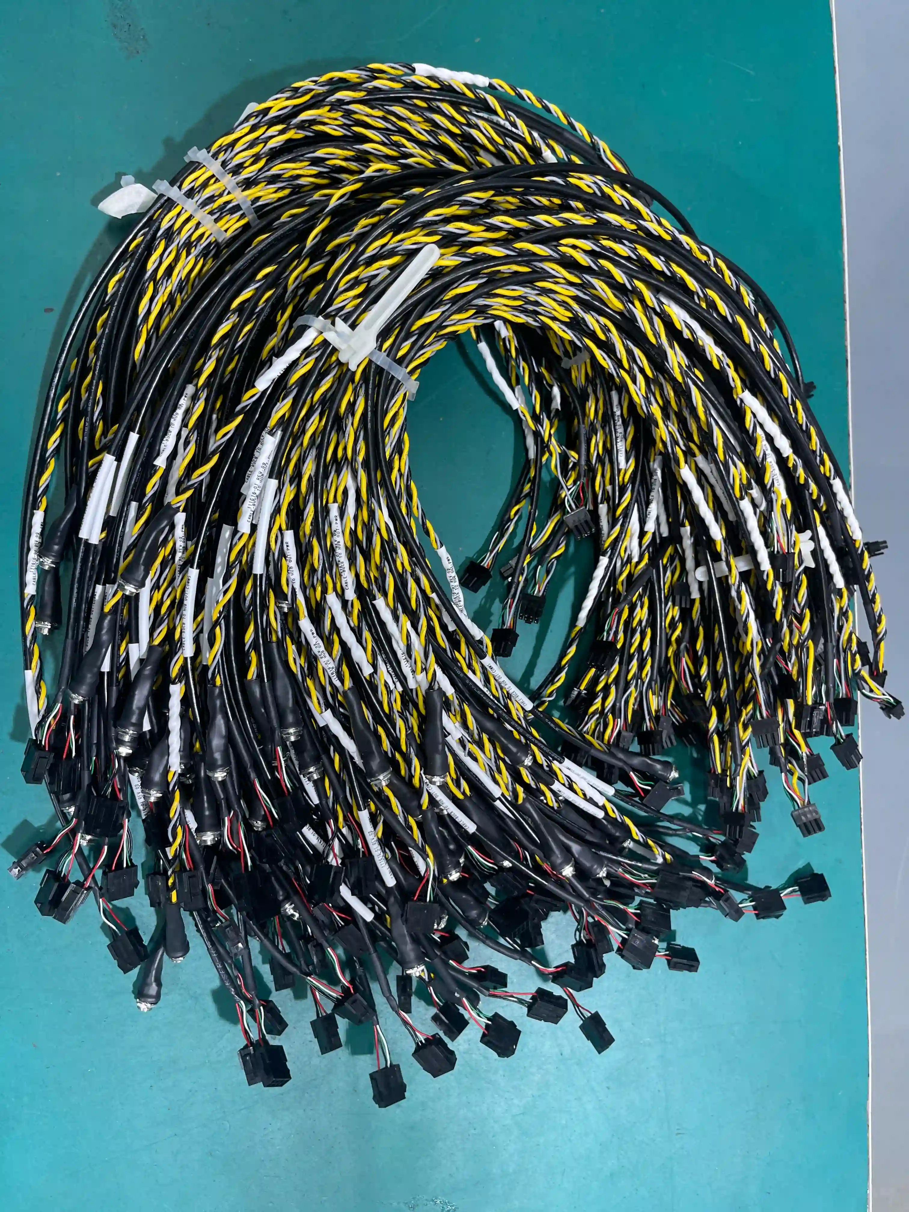 MMCX cable assembly manufacturing